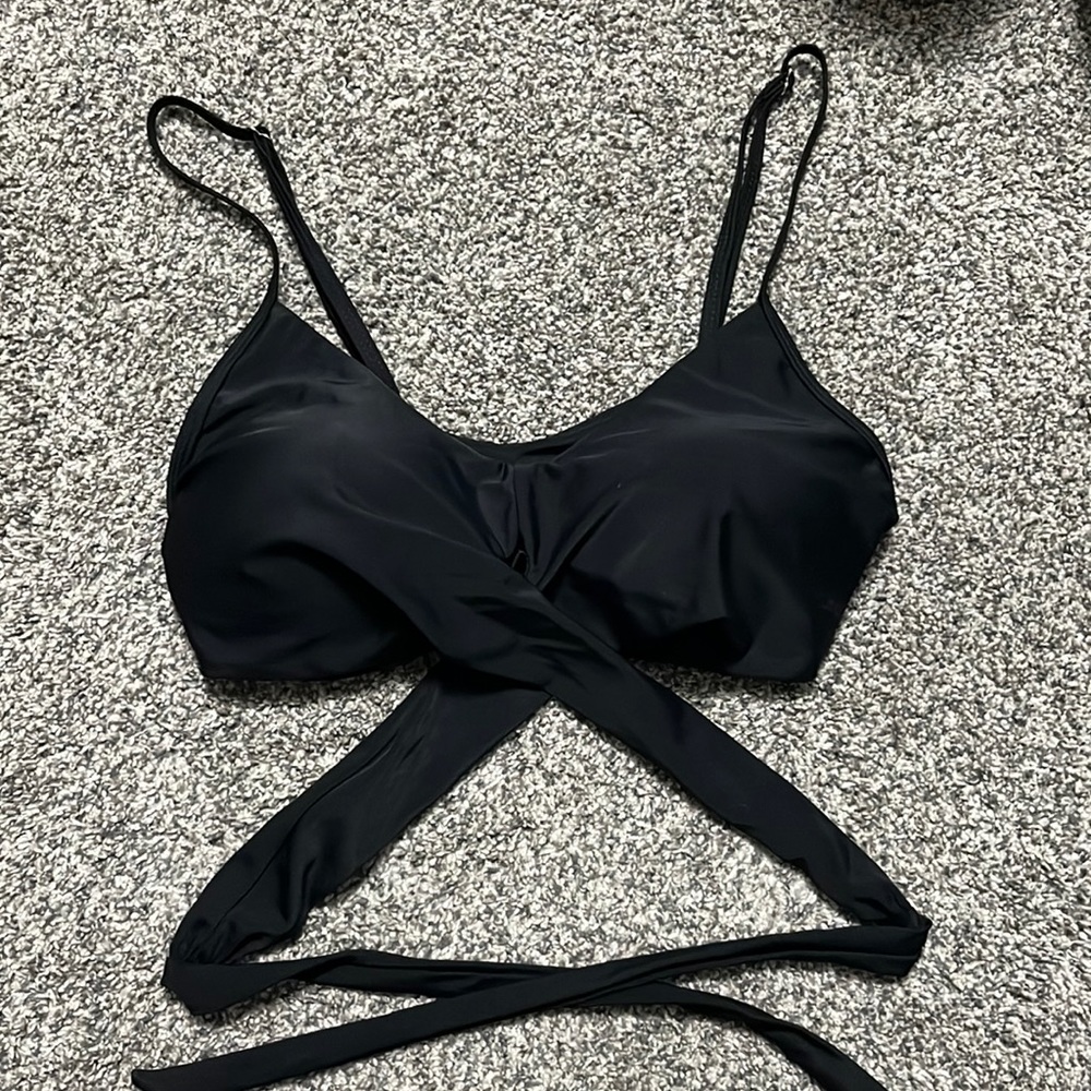 Cupshe Brand New Bikini Top